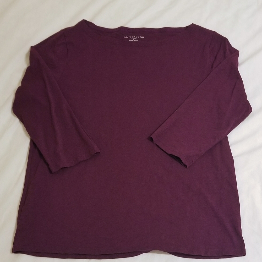 Ann Taylor 3/4 length sleeve layering shirt
